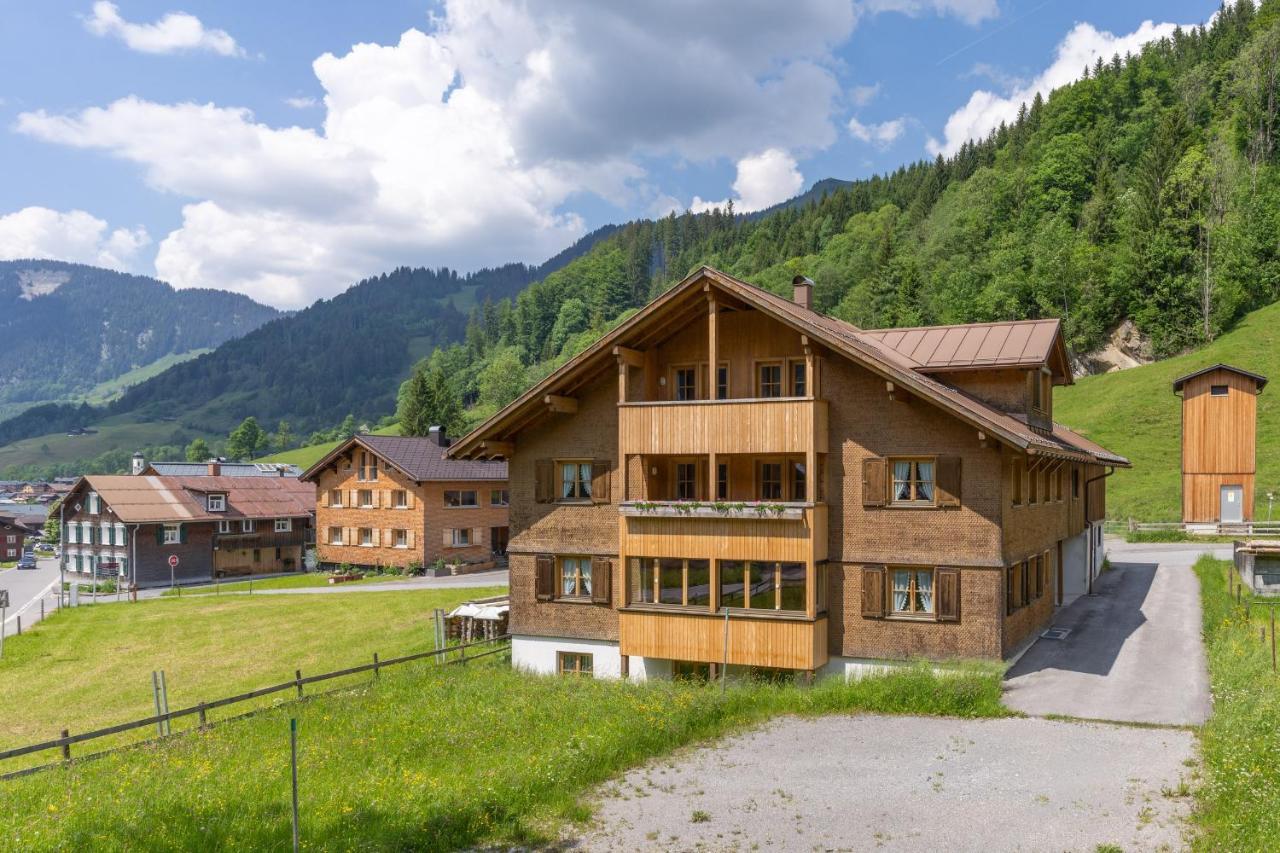 Haus Maria-Theresia Schoppernau Esterno foto